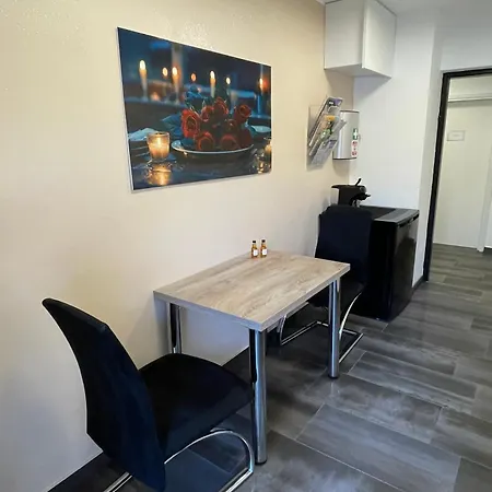 アパート Roses Prijeten Apartma Za Dve Osebi Mengeš