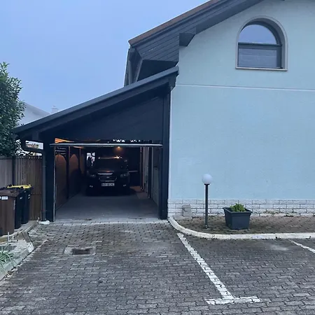 Roses Prijeten Apartma Za Dve Osebi Appartamento Mengeš